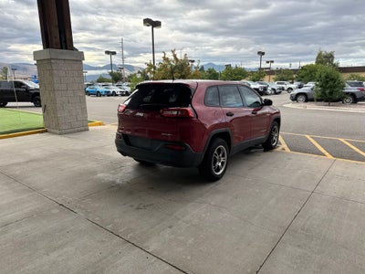 2016 Jeep Cherokee Sport