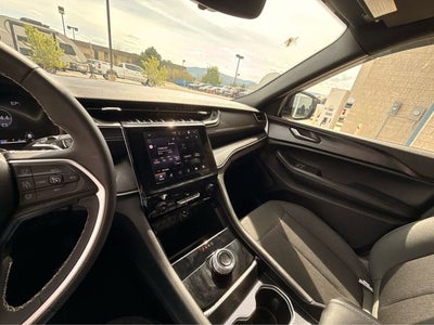 2024 Jeep Grand Cherokee Laredo