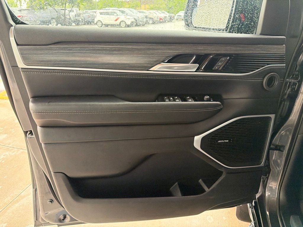 2023 Jeep Wagoneer Series II