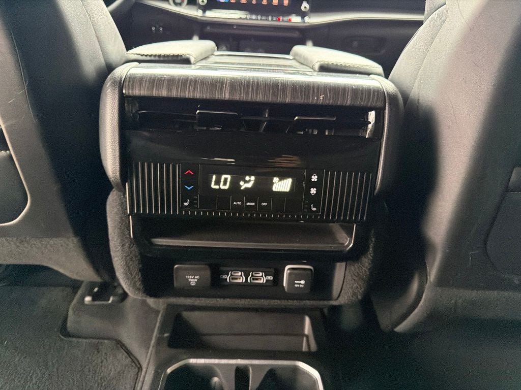 2023 Jeep Wagoneer Series II