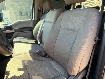 2020 Ford Super Duty F-550 DRW Chassis Cab XLT