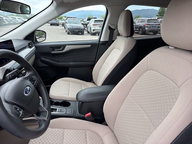 2022 Ford Escape SE Hybrid