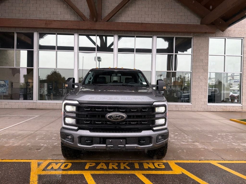 2024 Ford Super Duty F-250 Pickup LARIAT