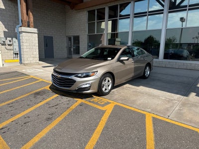 2024 Chevrolet Malibu LT