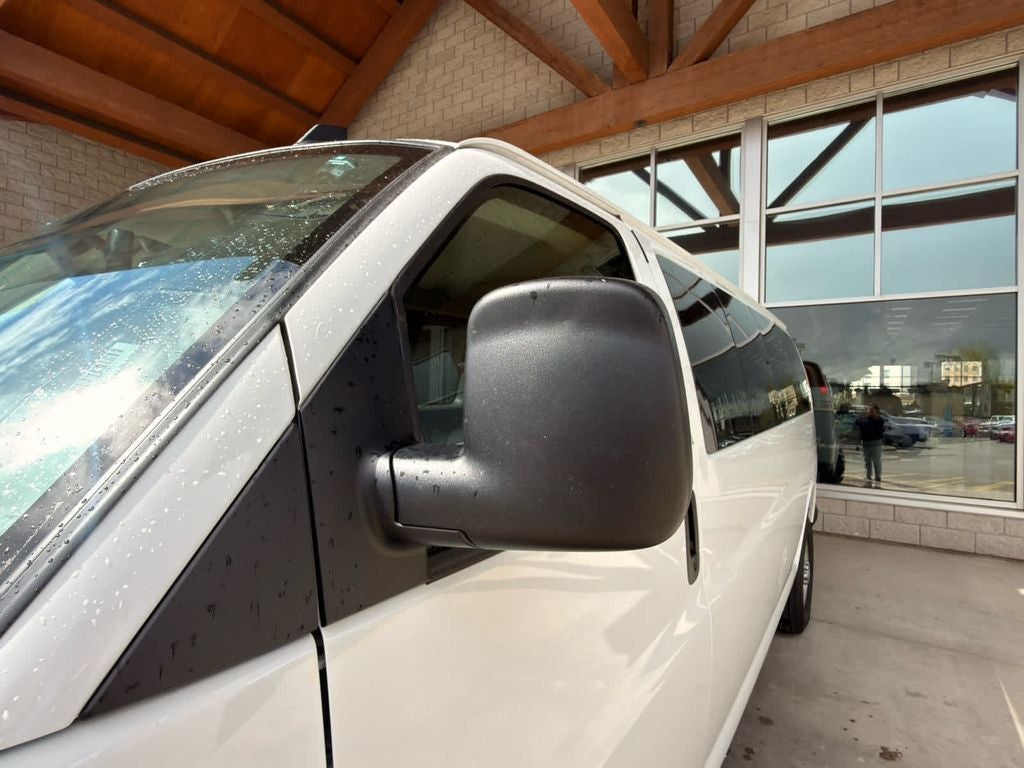 2025 Chevrolet Express Passenger LT - Photo 7