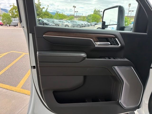 2024 Chevrolet Silverado 2500HD High Country