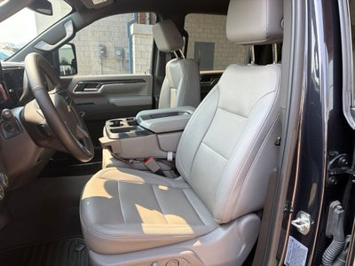 2024 Chevrolet Silverado 3500HD LTZ