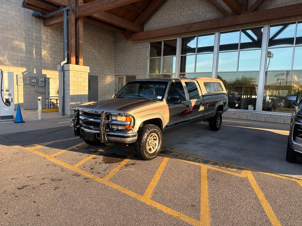 1998 Chevrolet C/K 3500 4dr 168.5" WB 4WD
