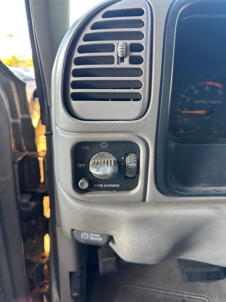 1998 Chevrolet C/K 3500 4dr 168.5" WB 4WD