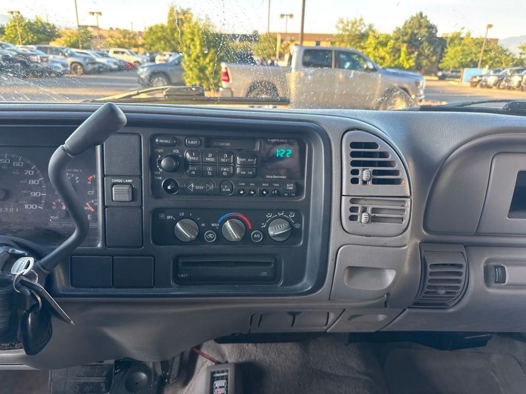 1998 Chevrolet C/K 3500 4dr 168.5" WB 4WD