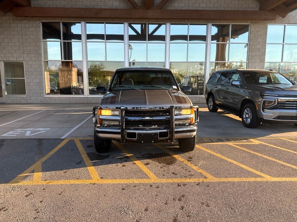 1998 Chevrolet C/K 3500 4dr 168.5" WB 4WD