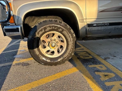 1998 Chevrolet C/K 3500 4dr 168.5" WB 4WD