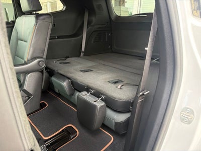 2024 GMC Acadia AT4