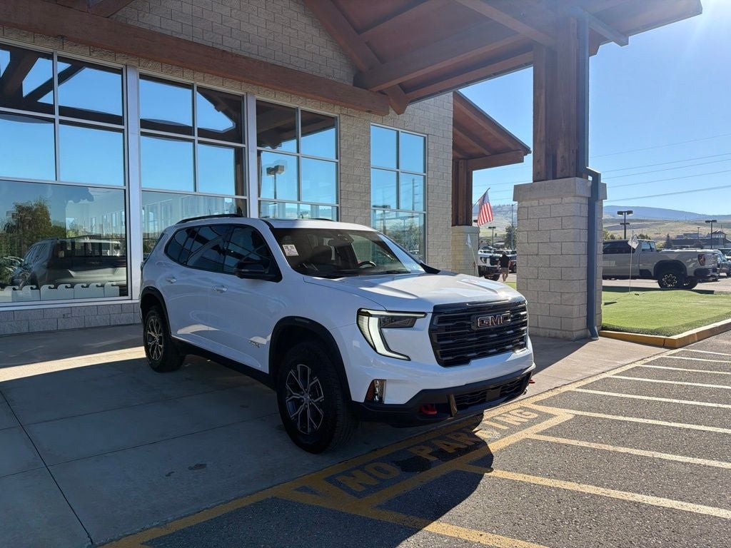 2024 GMC Acadia AT4