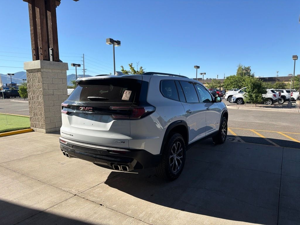 2024 GMC Acadia AT4