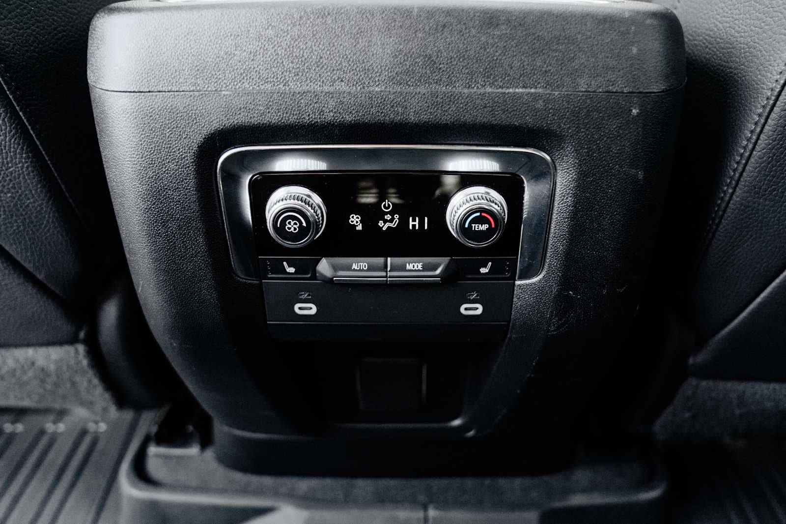 2022 GMC Yukon Denali Denali