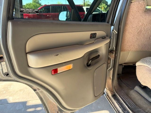 2000 Chevrolet New Tahoe LS