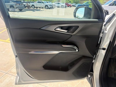 2025 Chevrolet Traverse AWD LT