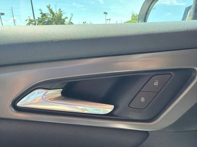 2025 Chevrolet Traverse AWD LT