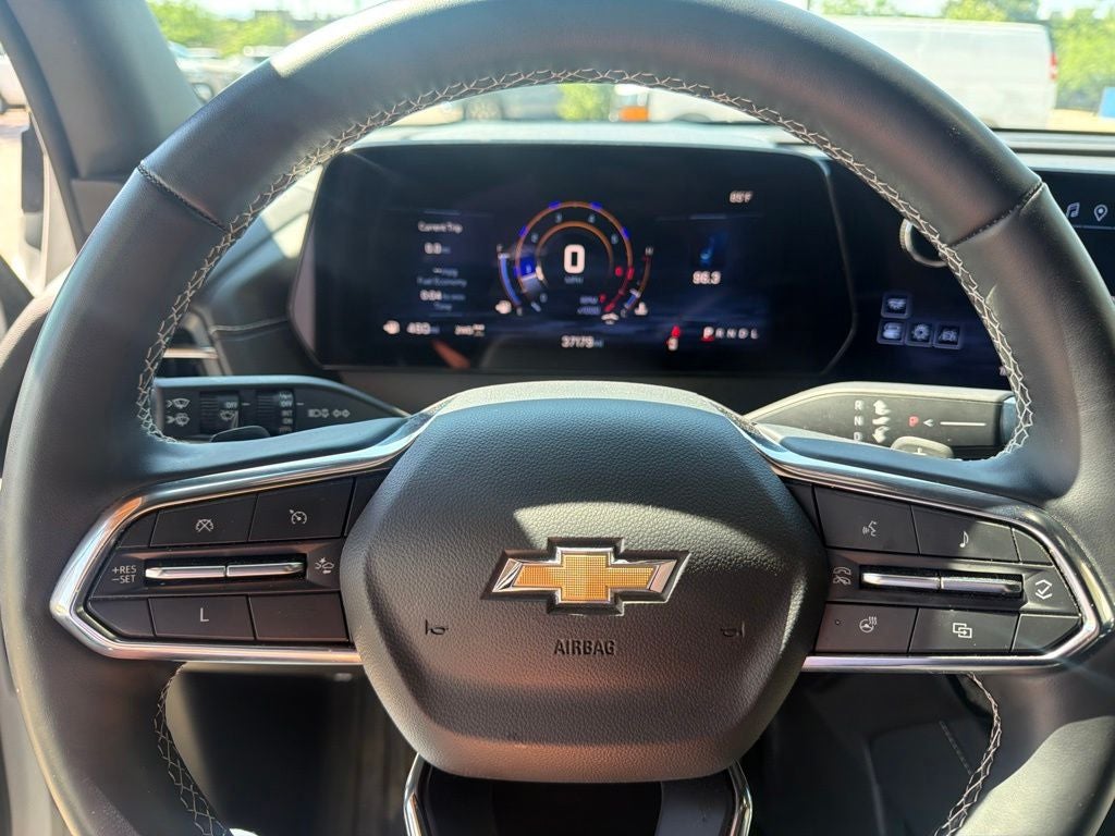 2025 Chevrolet Traverse AWD LT
