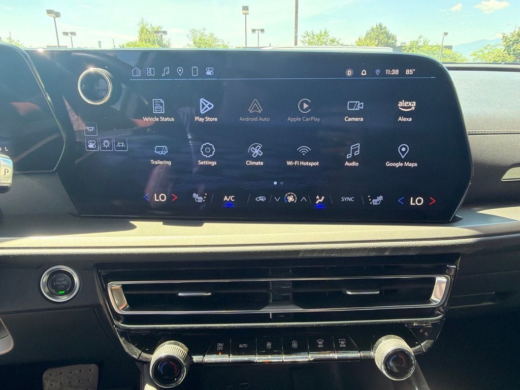 2025 Chevrolet Traverse AWD LT