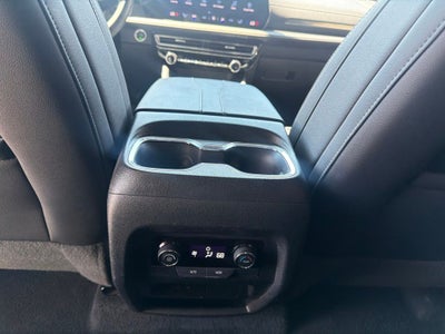 2025 Chevrolet Traverse AWD LT