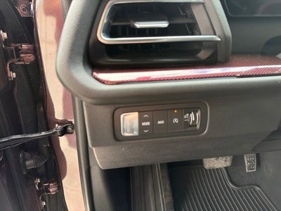 2025 Chevrolet Traverse AWD RS
