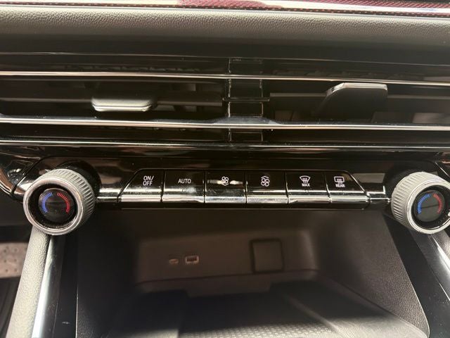 2025 Chevrolet Traverse AWD RS