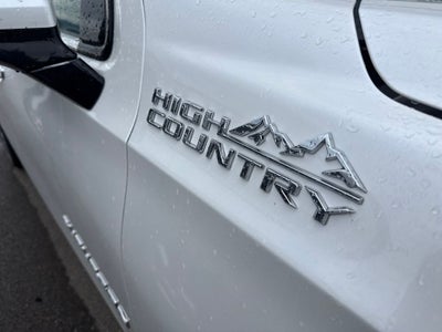 2022 Chevrolet Suburban High Country