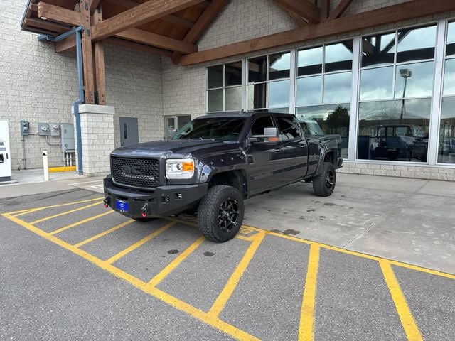 2015 GMC Sierra 4WD Crew Cab Short Box's photo
