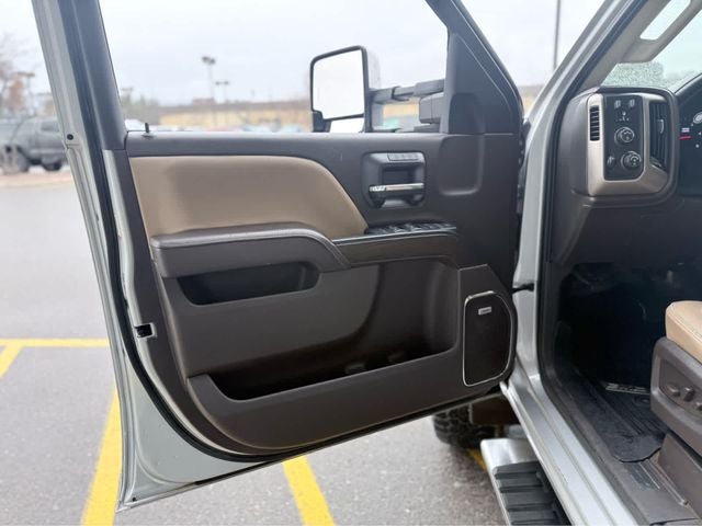 2017 GMC Sierra 3500HD Denali