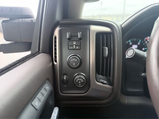 2017 GMC Sierra 3500HD Denali