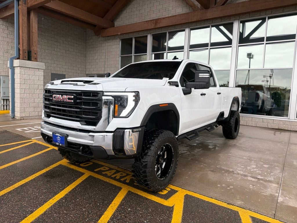 2025 GMC Sierra 2500HD Pro