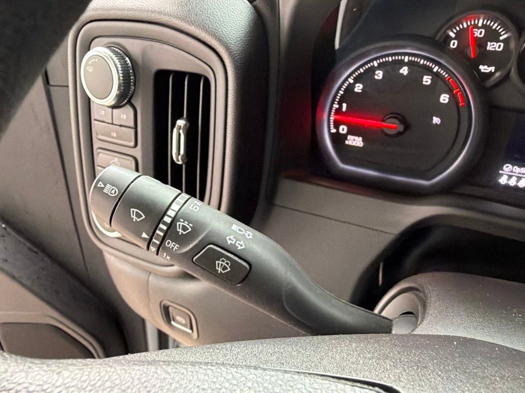 2025 GMC Sierra 2500HD Pro