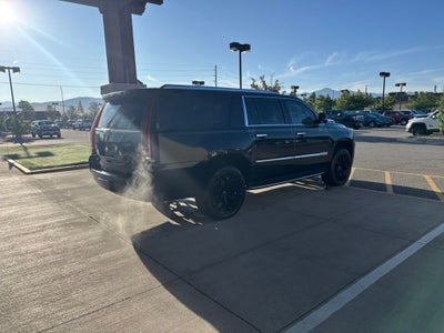 2019 Cadillac Escalade ESV Luxury