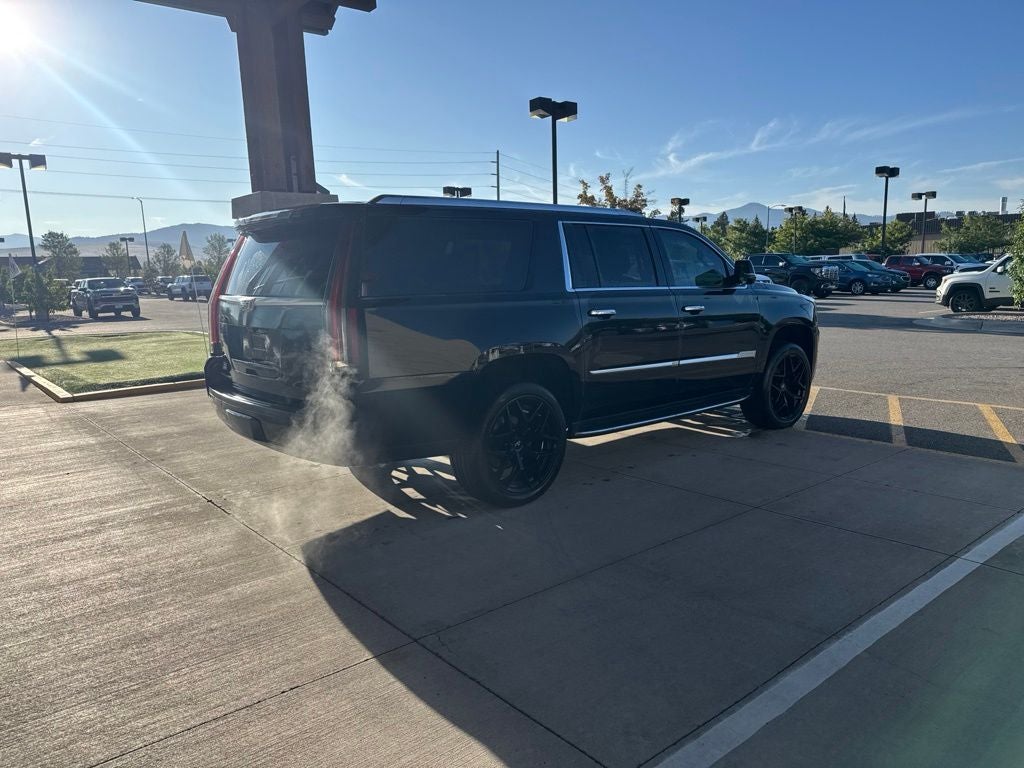 2019 Cadillac Escalade ESV Luxury