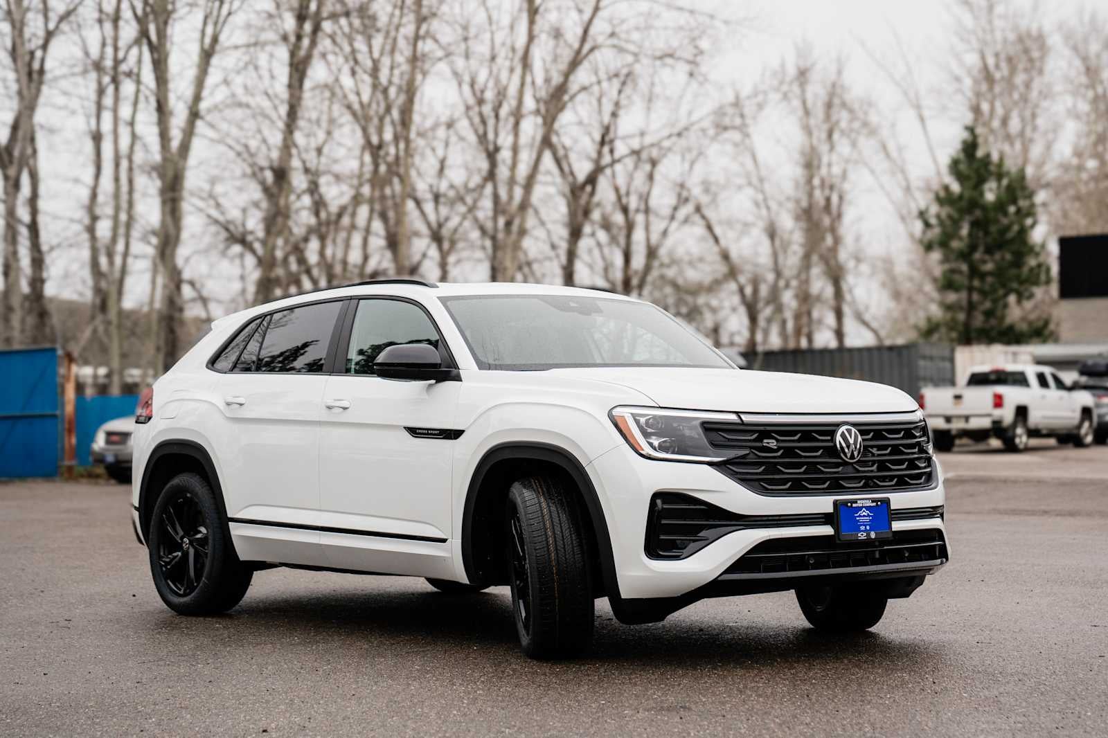 2026 Volkswagen Atlas Cross Sport 2.0T SEL R-Line Black 4MOTION