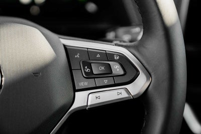 2026 Volkswagen Atlas Cross Sport 2.0T SEL R-Line Black 4MOTION