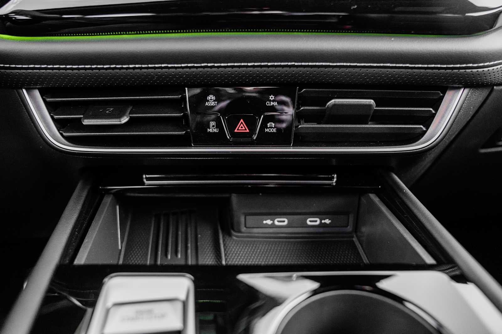 2026 Volkswagen Atlas Cross Sport 2.0T SEL R-Line Black 4MOTION