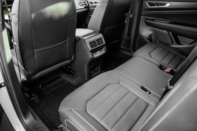 2026 Volkswagen Atlas Cross Sport 2.0T SEL R-Line Black 4MOTION