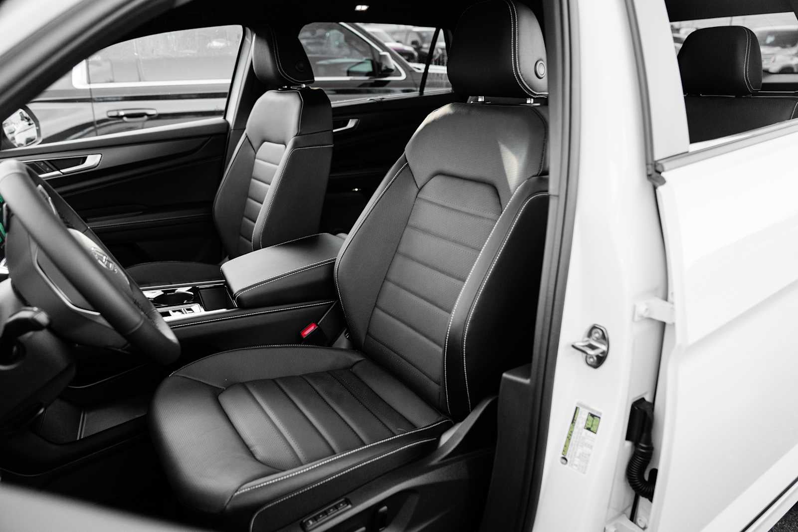 2026 Volkswagen Atlas Cross Sport 2.0T SEL R-Line Black 4MOTION