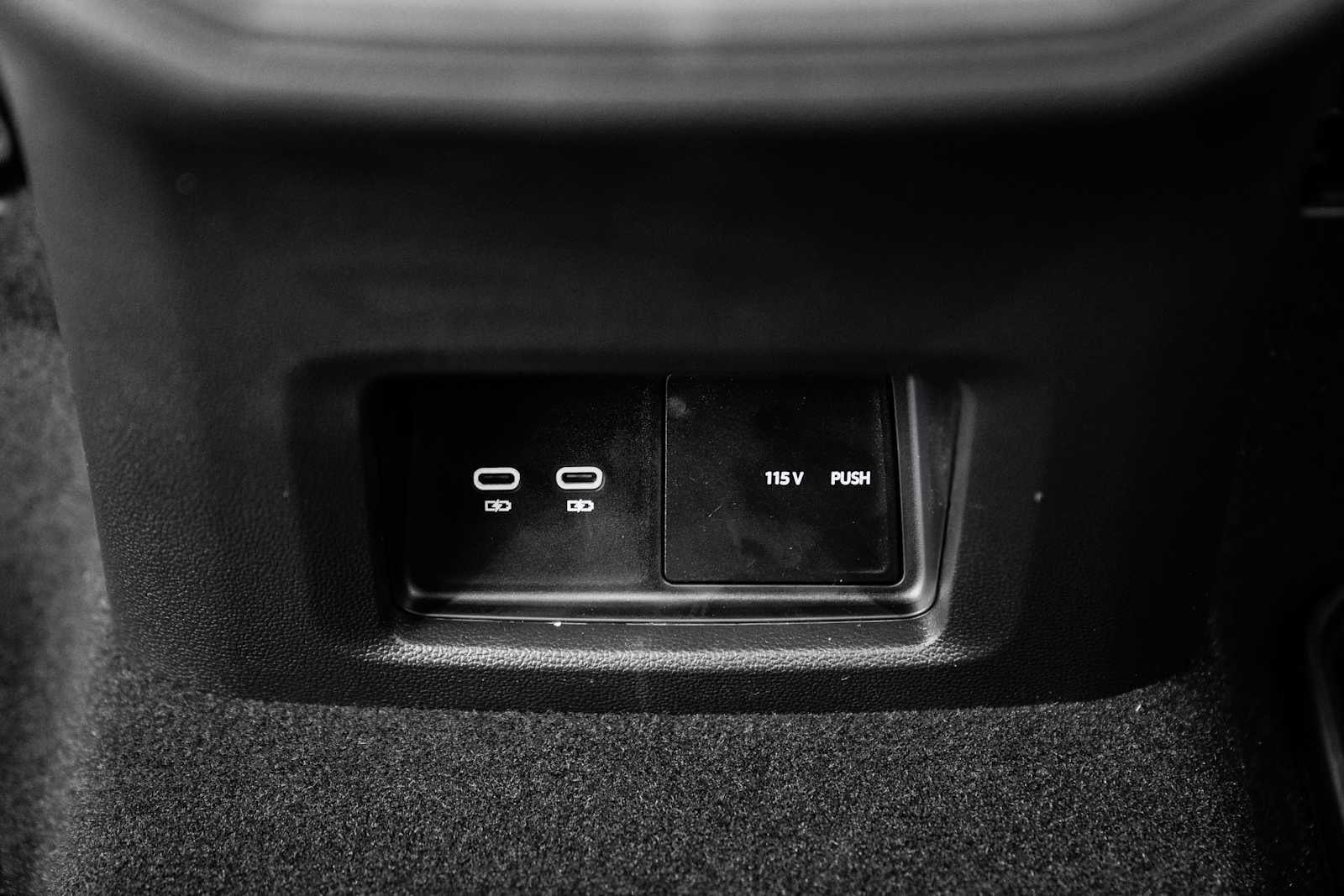 2026 Volkswagen Atlas Cross Sport 2.0T SEL R-Line Black 4MOTION