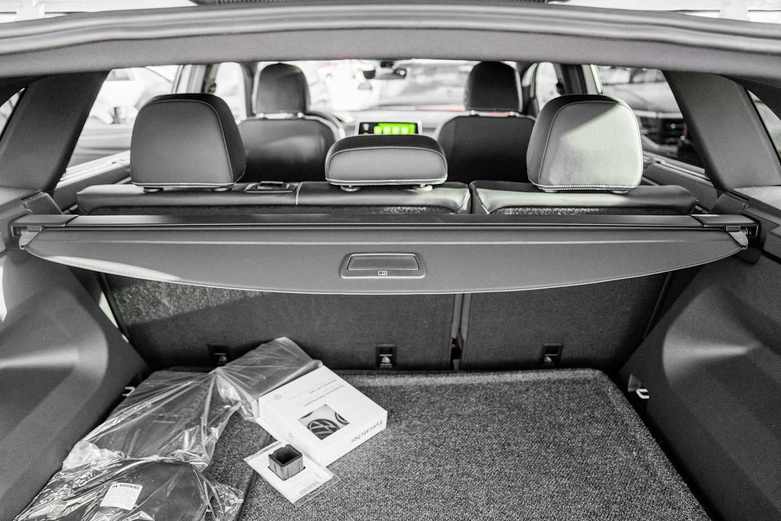 2026 Volkswagen Atlas Cross Sport 2.0T SEL R-Line Black 4MOTION