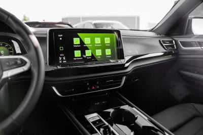 2026 Volkswagen Atlas Cross Sport 2.0T SEL R-Line Black 4MOTION