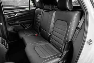 2026 Volkswagen Atlas Cross Sport 2.0T SEL R-Line Black 4MOTION