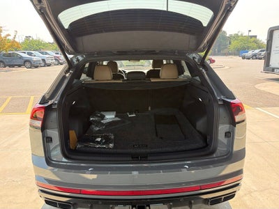 2026 Volkswagen Atlas Cross Sport 2.0T SEL R-Line Black