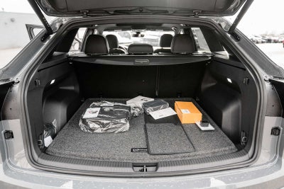 2026 Volkswagen Atlas Cross Sport 2.0T SEL R-Line Black 4MOTION