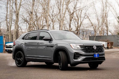 2026 Volkswagen Atlas Cross Sport 2.0T SEL R-Line Black 4MOTION