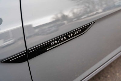 2026 Volkswagen Atlas Cross Sport 2.0T SEL R-Line Black 4MOTION