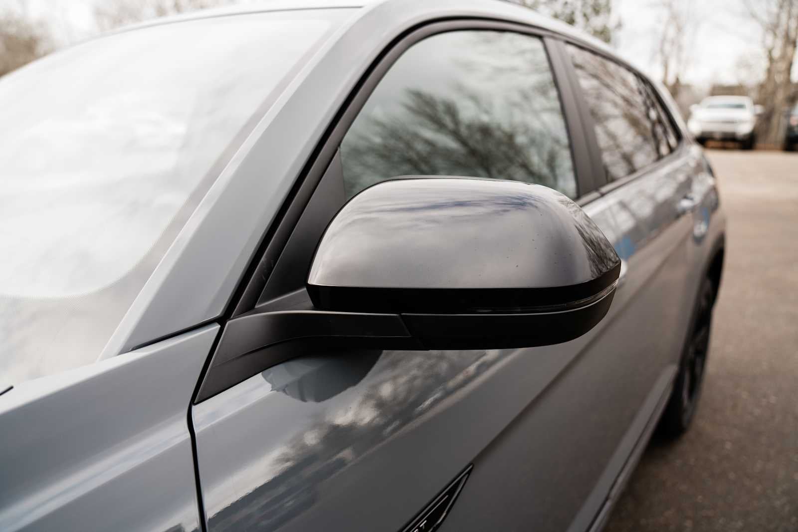 2026 Volkswagen Atlas Cross Sport 2.0T SEL R-Line Black 4MOTION